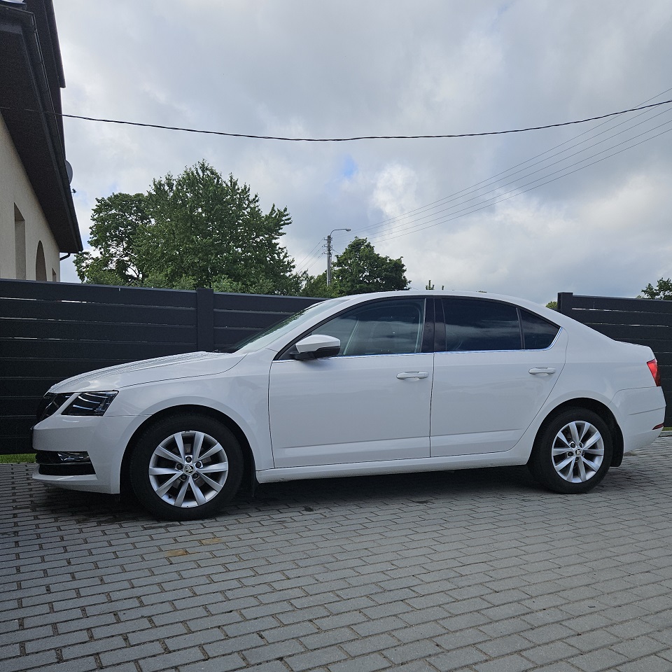 išsinuomoti Škoda Octavia Plungėje